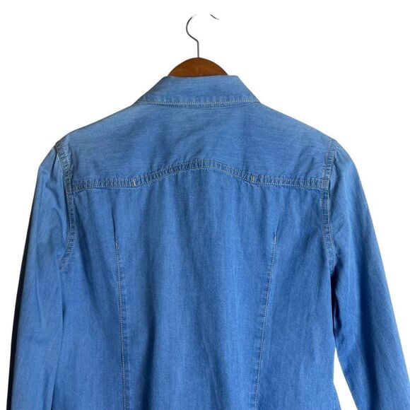 3 for $30! Jessica denim snap button shirt. Size 10 - Picture 7 of 7